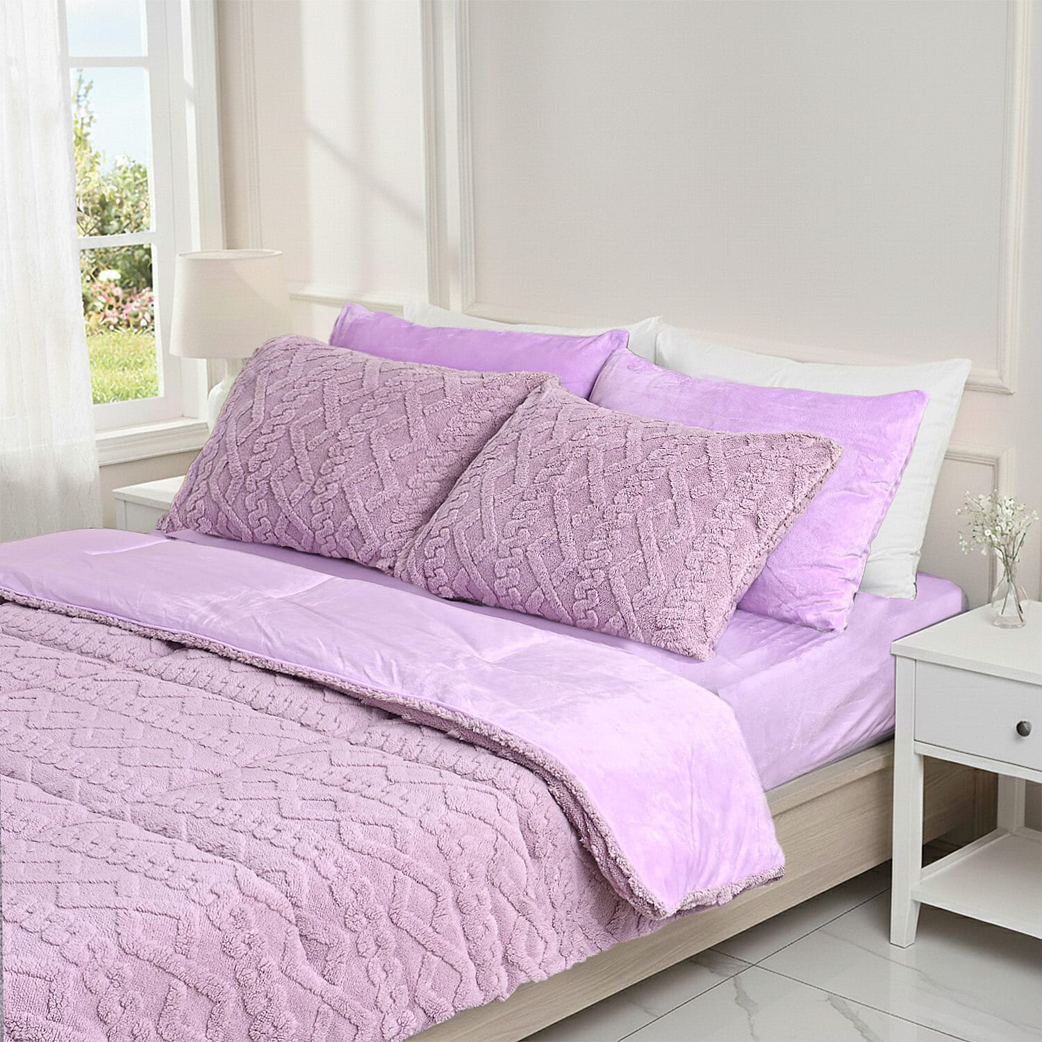 Hush Haven 6-Piece Taffeta Jacquard with Crystal Velvet Reverse Bedding Set 8311962 0