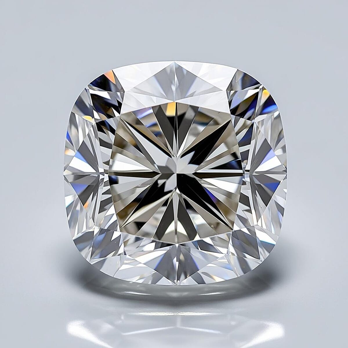 LUXURIANT 5 Ct. Cushion Lab Grown Diamond IGI Certified (9.93 x 9.64 x 5.93 MM) (VS2-E) 7954509 1