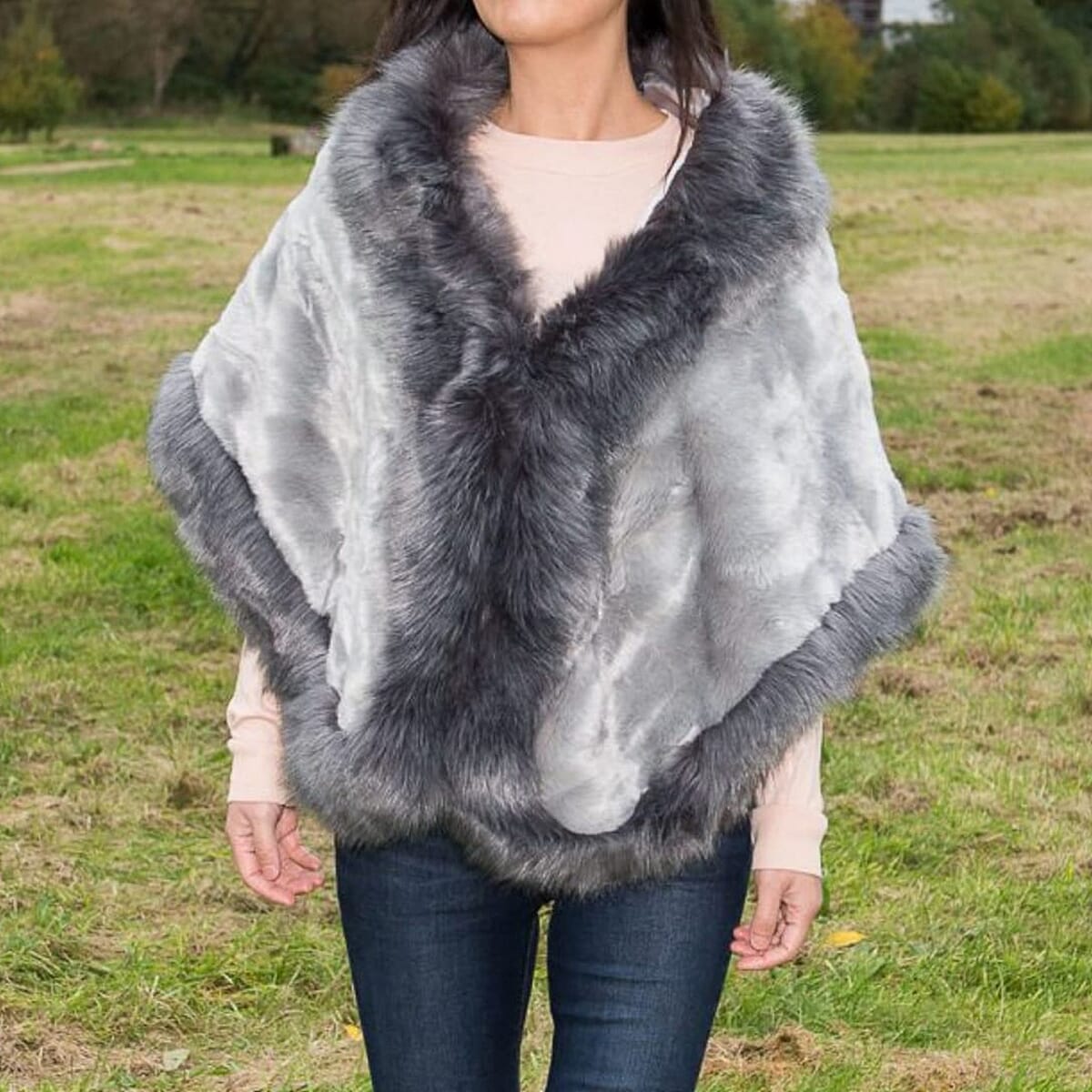 Faux Fur Cape Shawl Wrap (170 x 50 Cm) - Grey 8179070 0