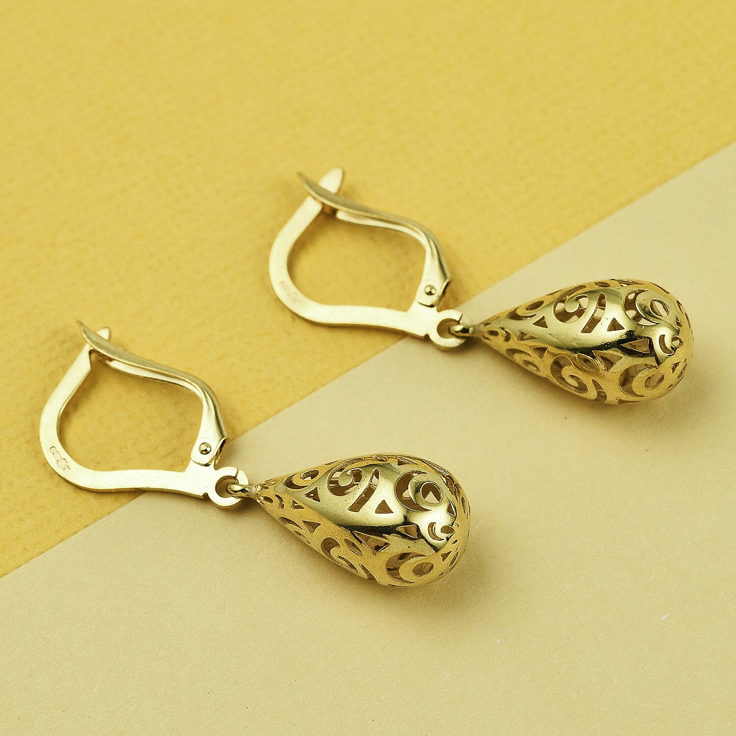 Italian Closeout Deal - First Time - 9K Yellow Gold Filigree Teardrop Earrings 7746776 2