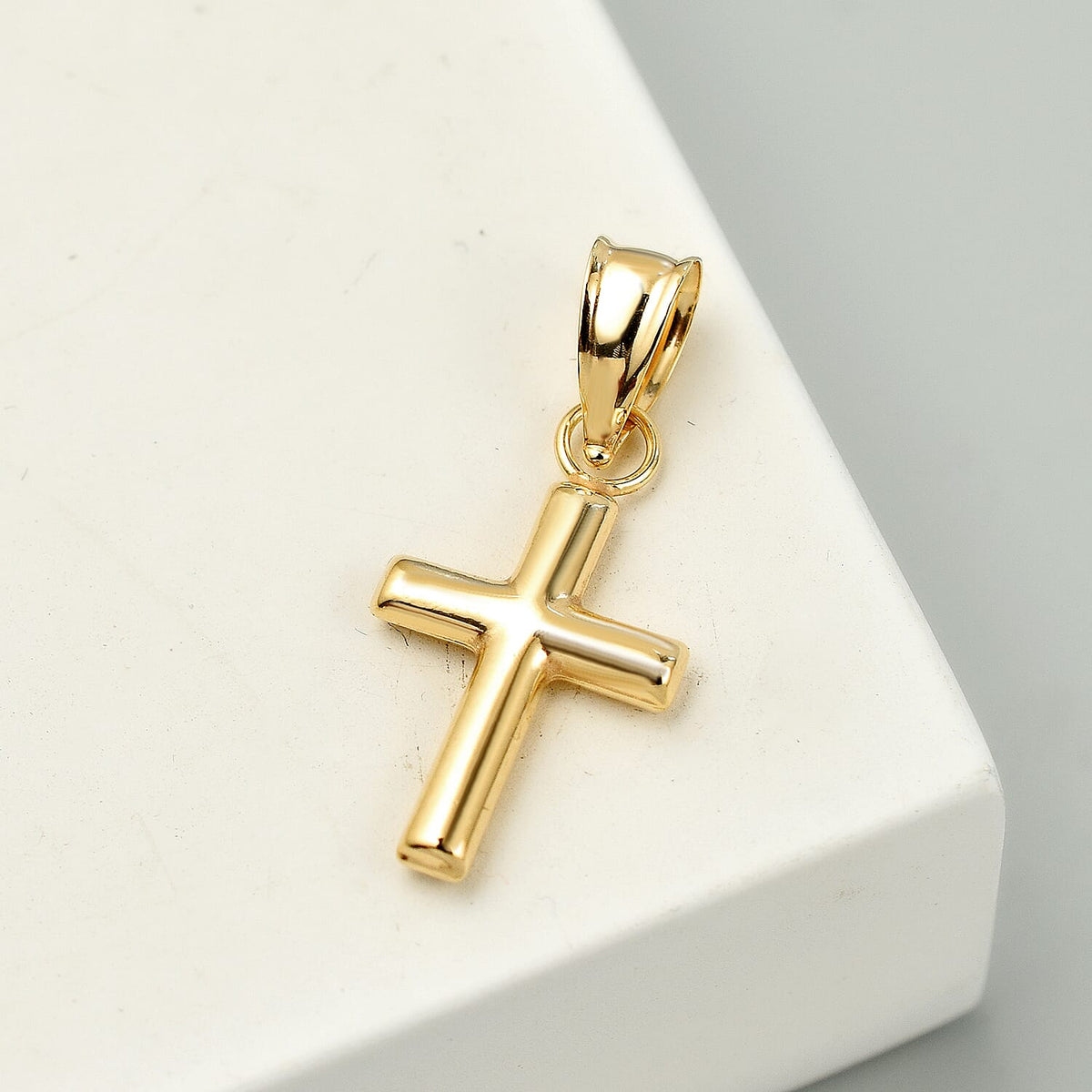 JCK Vegas Closeout - 14K Yellow Gold Classic Cross Pendant 7814297 2