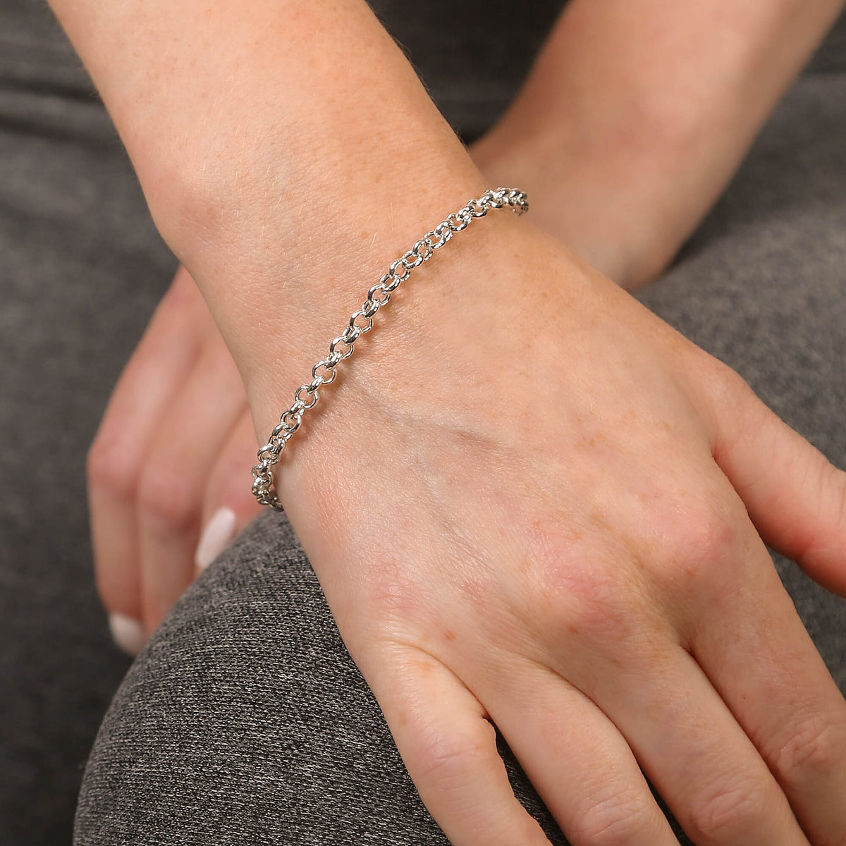 JCK Vegas Collection Round Belcher Bracelet in Rhodium Plated Sterling Silver 7.5 Inch 2923299 4