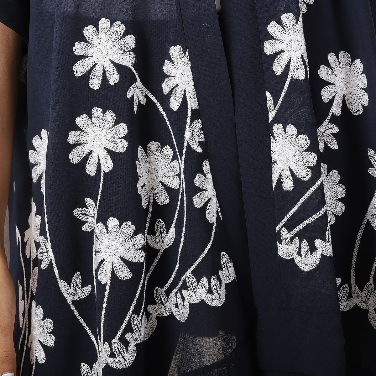 JOVIE Chiffon Embroidery Kimono - Navy 6300101 3