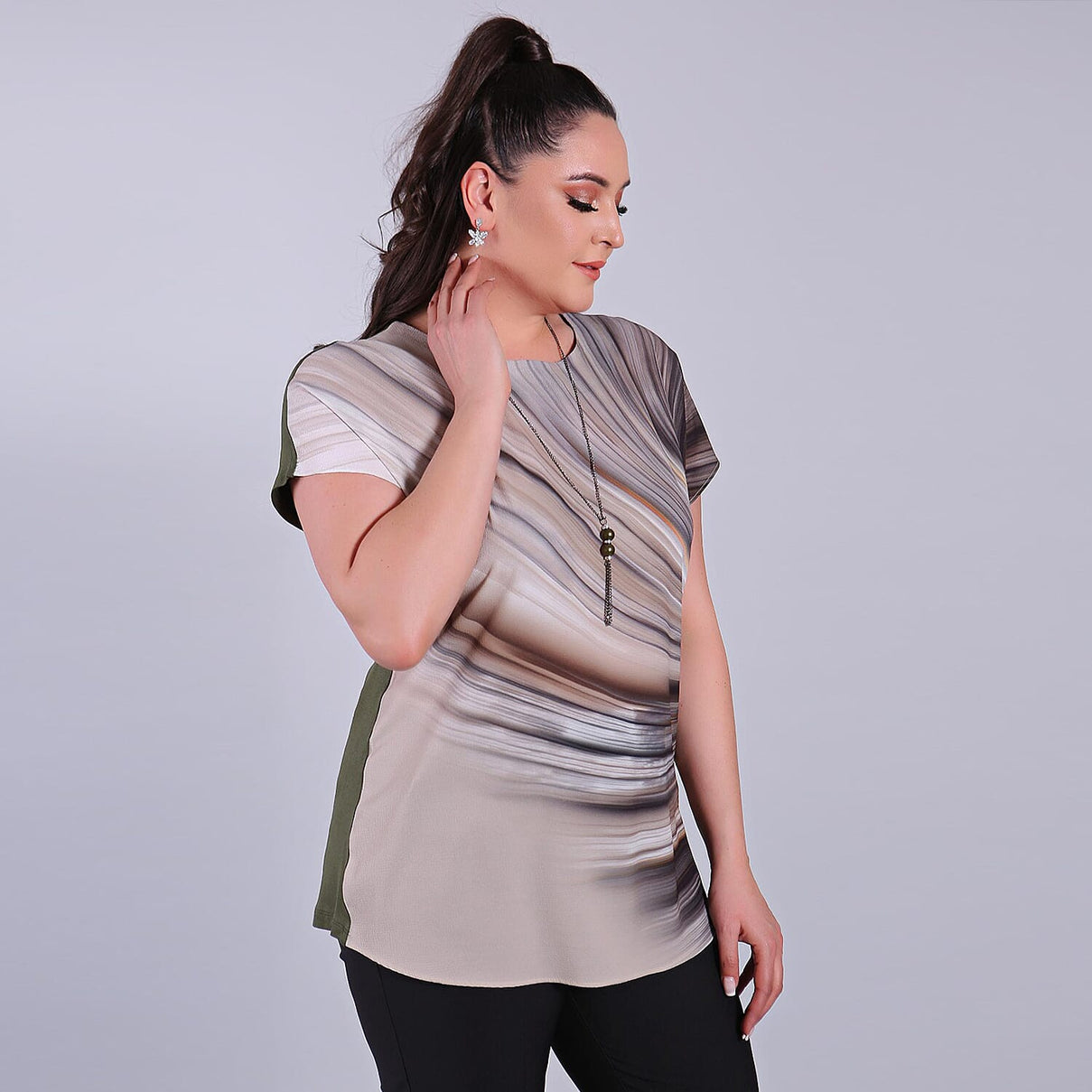 Jovie Graphic Pattern Short Sleeves Blouse - Khaki 3826860 2