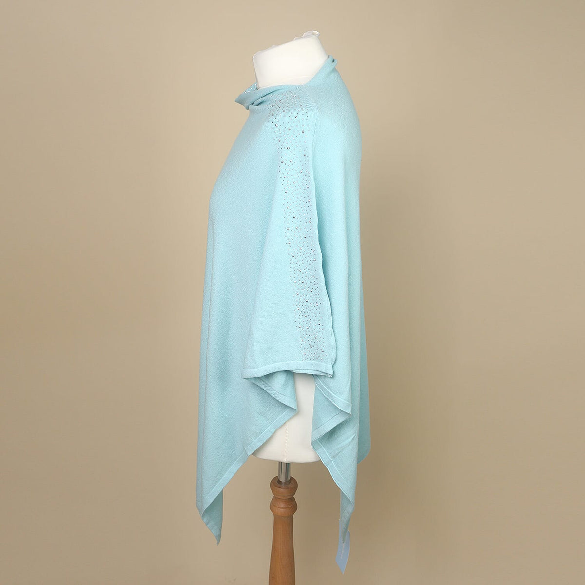 KRIS ANA Diamonte Trim Poncho - Mint V32581227 2