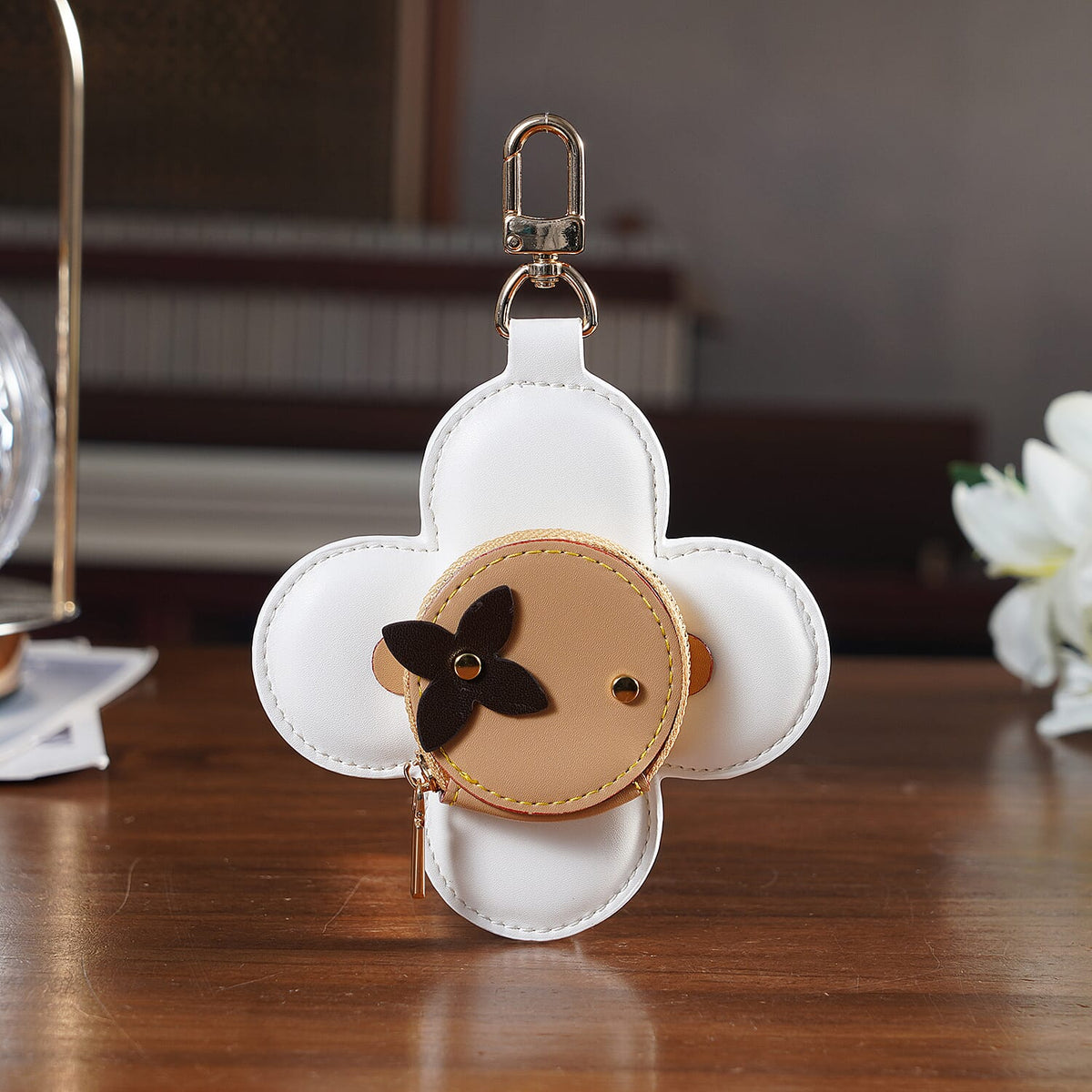 Genuine Leather Flower Keychain Bag Charm - Zipped Mini Coin Purse - White &amp; Khaki V32514546 2