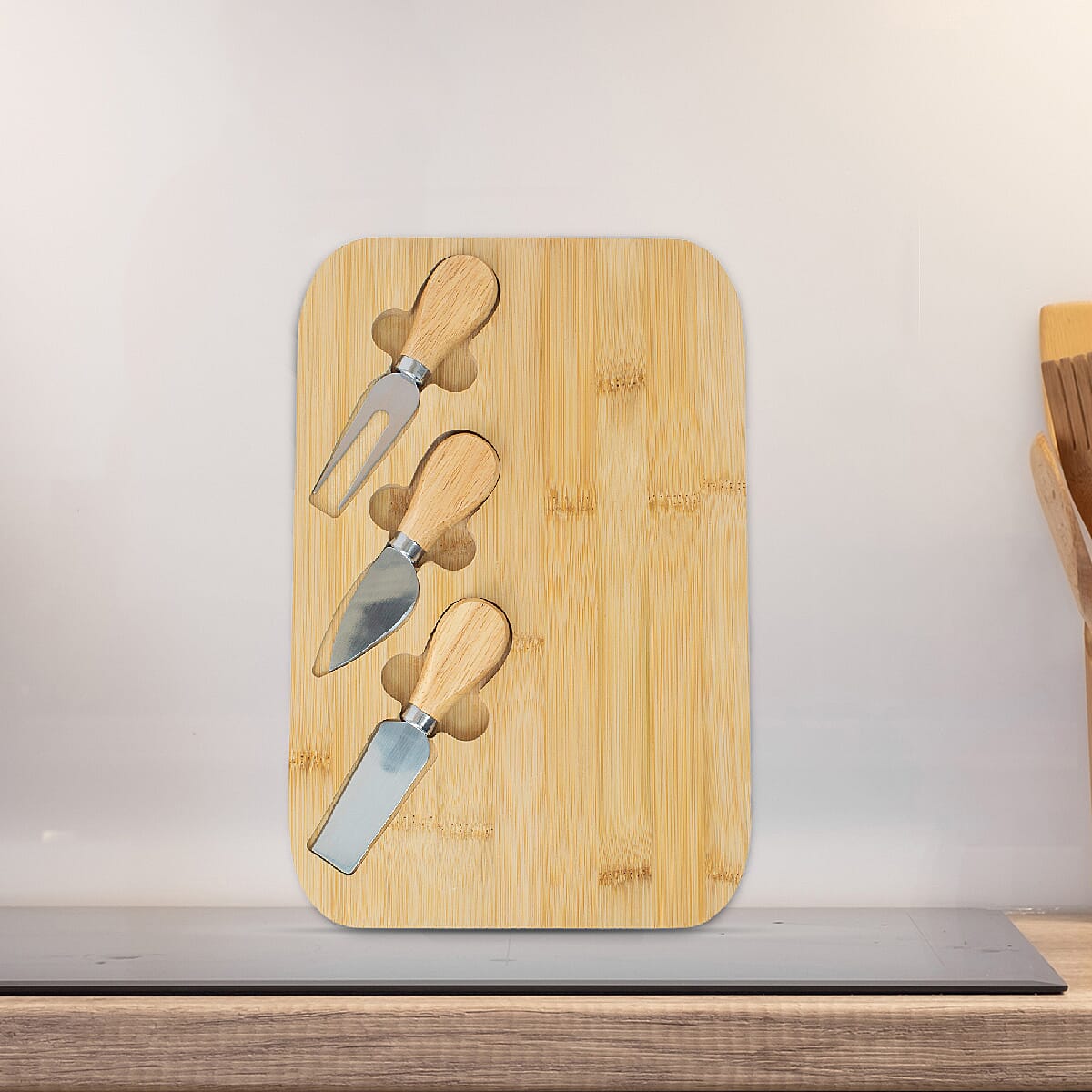 Bamboo Cheese Board with 3 Knives 7552988 2