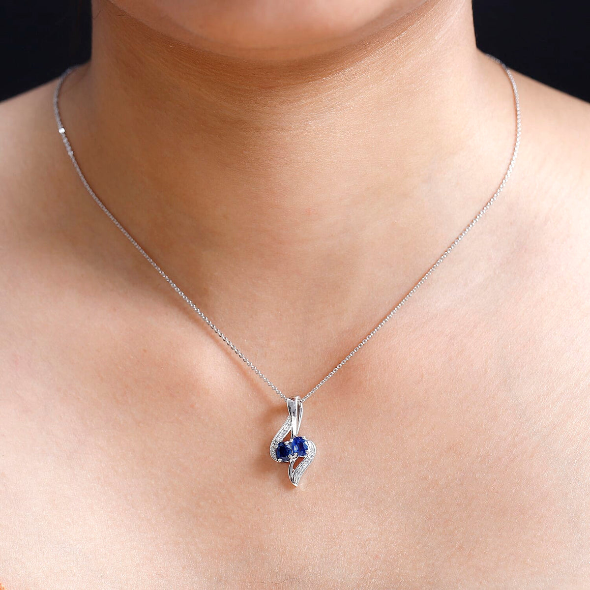 Natural Himalayan Kyanite &amp; White Zircon Pendant with Chain (Size 20) in Platinum Overlay Sterling Silver 1.10 Ct. 4252079 1