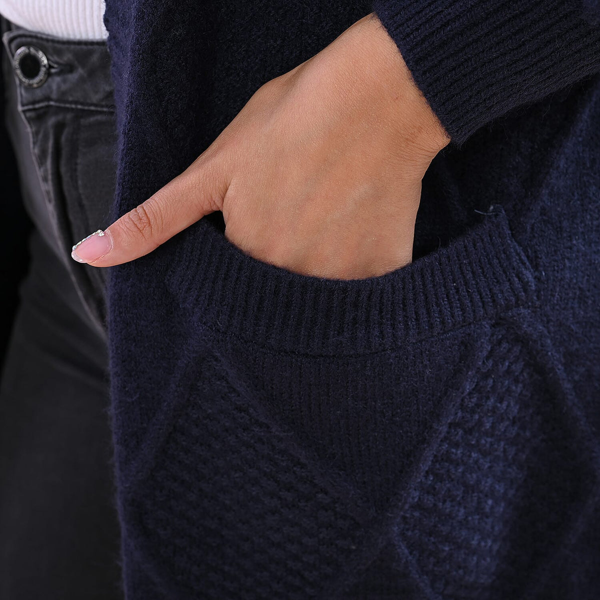LA MAREY Cable Knit Long Cardigan - Navy 6343599 3