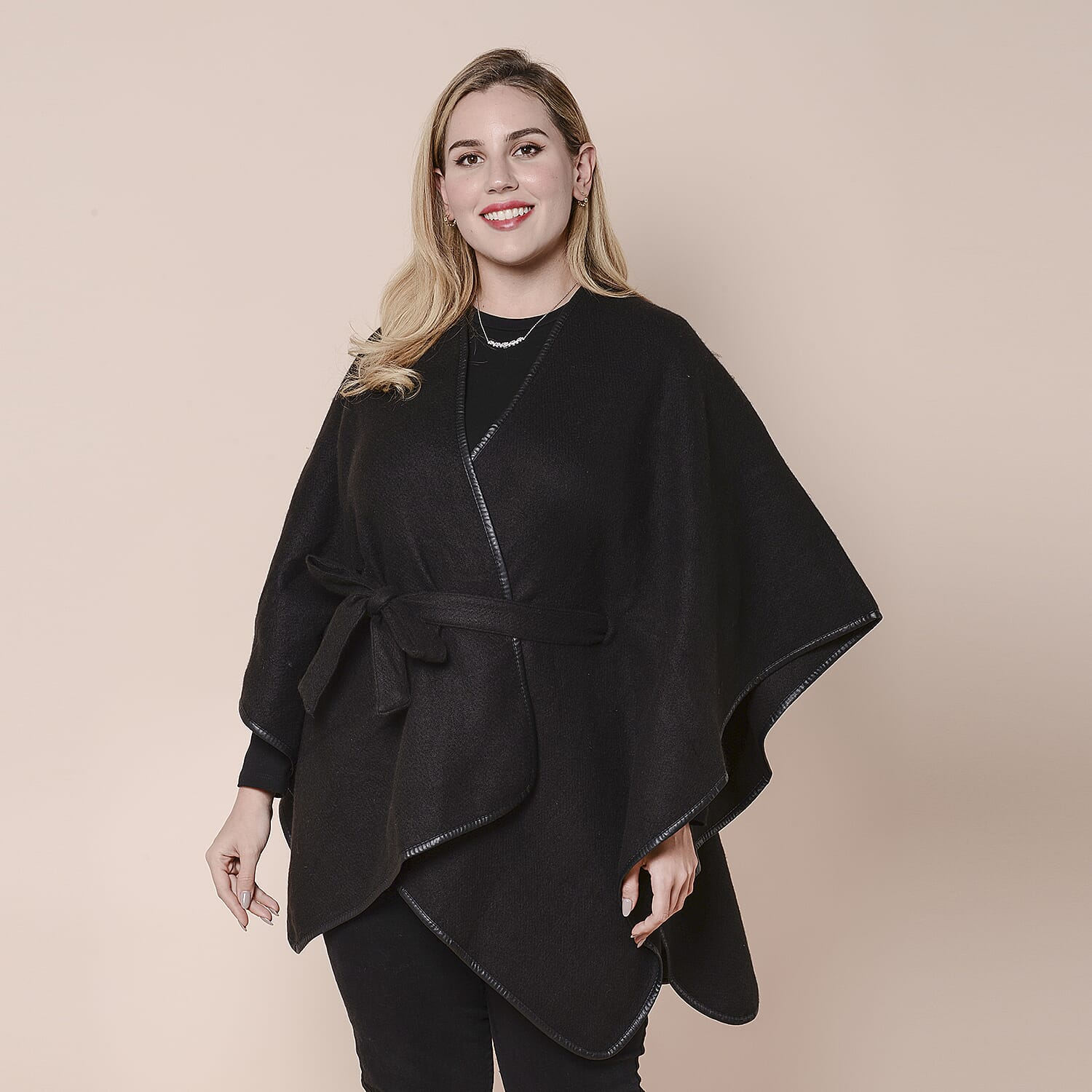 LA MAREY Solid Pattern Kimono with Belt - Black 6021123 0