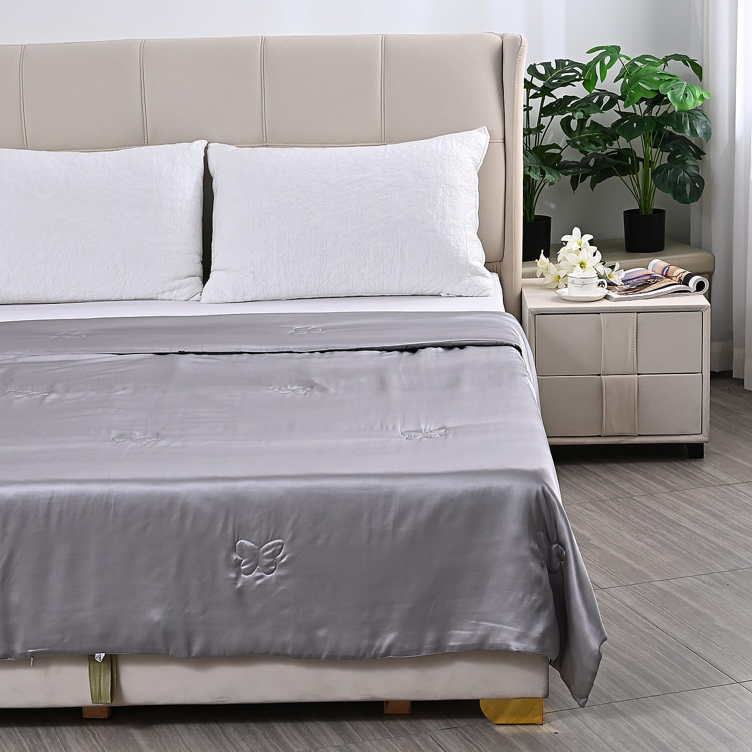 La Marey Signature 100% Mulberry Silk Quilt (200 x 200 cm, Double) - Grey 8419182 2