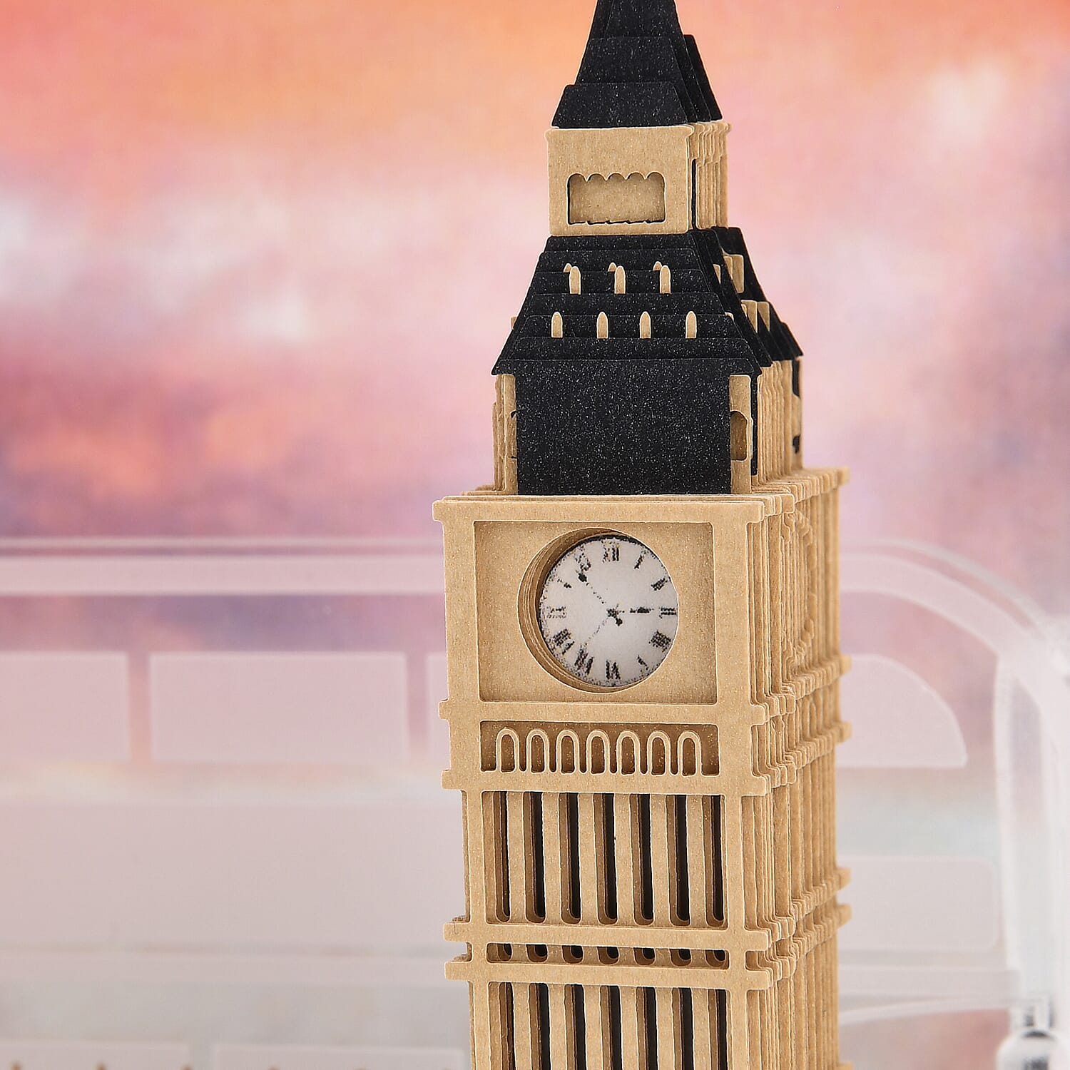LIVMORE 2026 Big Ben Sculpture Calendar &amp; Acrylic Pen Holder - Brown 8249370 8