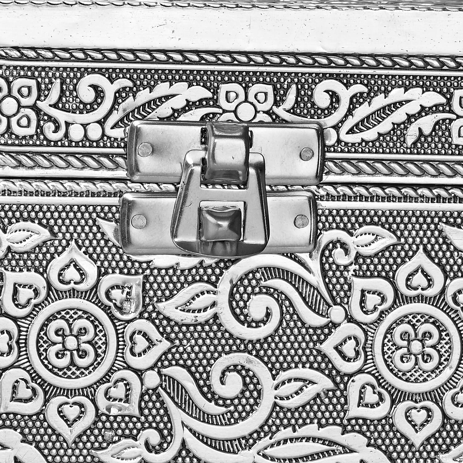 Livmore Handmade Oxidized Wall Mount Jewellery Organizer (Size 55x33x8 cm) - Maroon 8448596 7