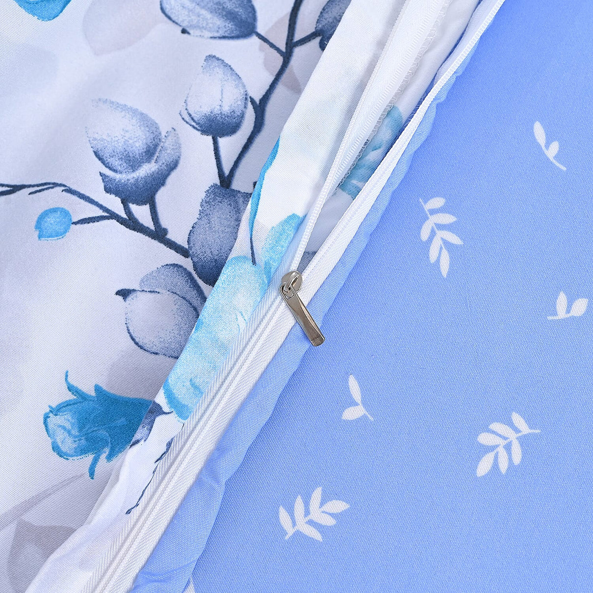 LIVMORE 4-Piece Reversible Printed Bedding Set - inc. Duvet Cover, Fitted Sheet &amp; 2 x Coordinated Pillowcases (Double) - Blue&amp; Multi V32523885 6