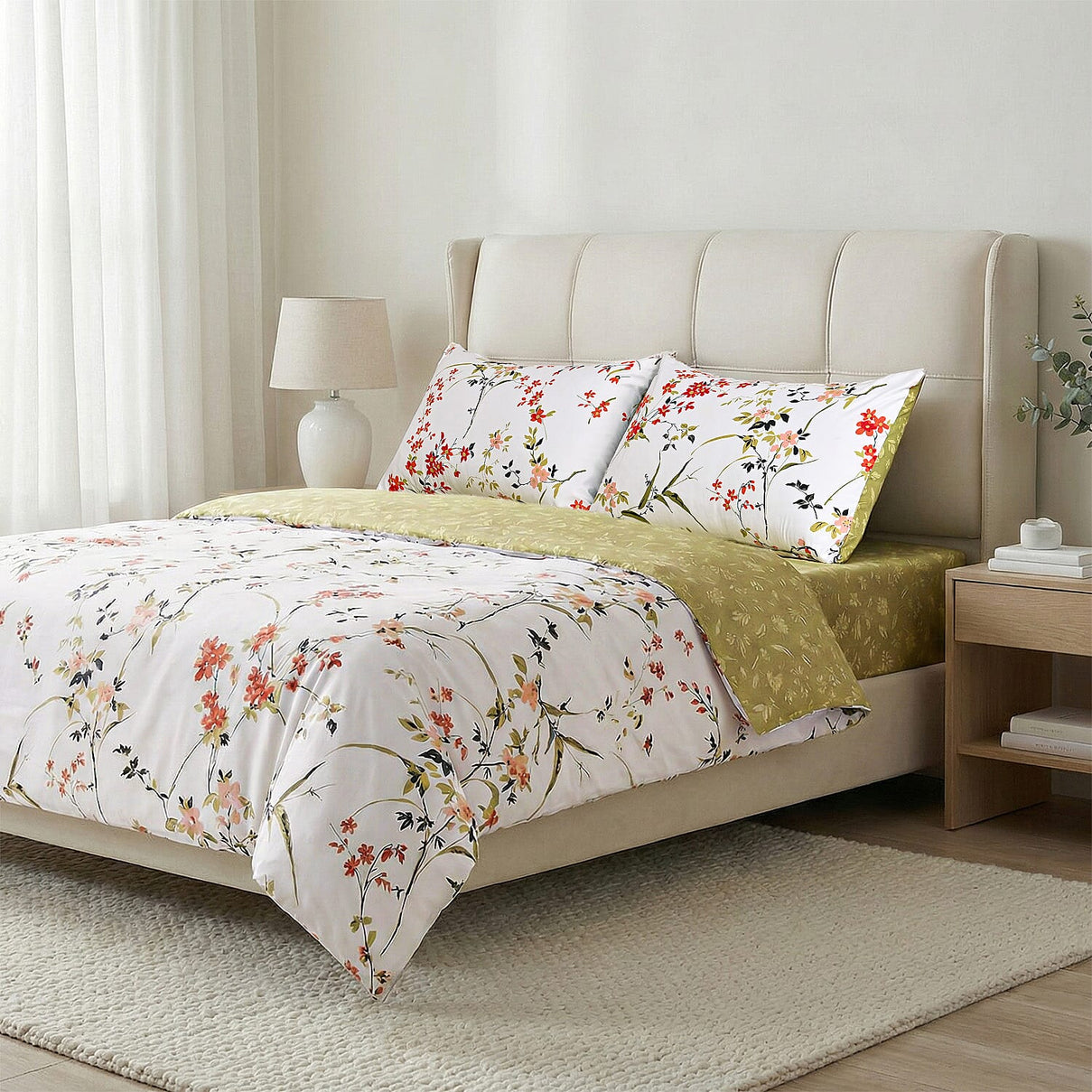 LIVMORE Set of 4 Floral Print Reversible Duvet Cover Set (Double) - White 8313701 0