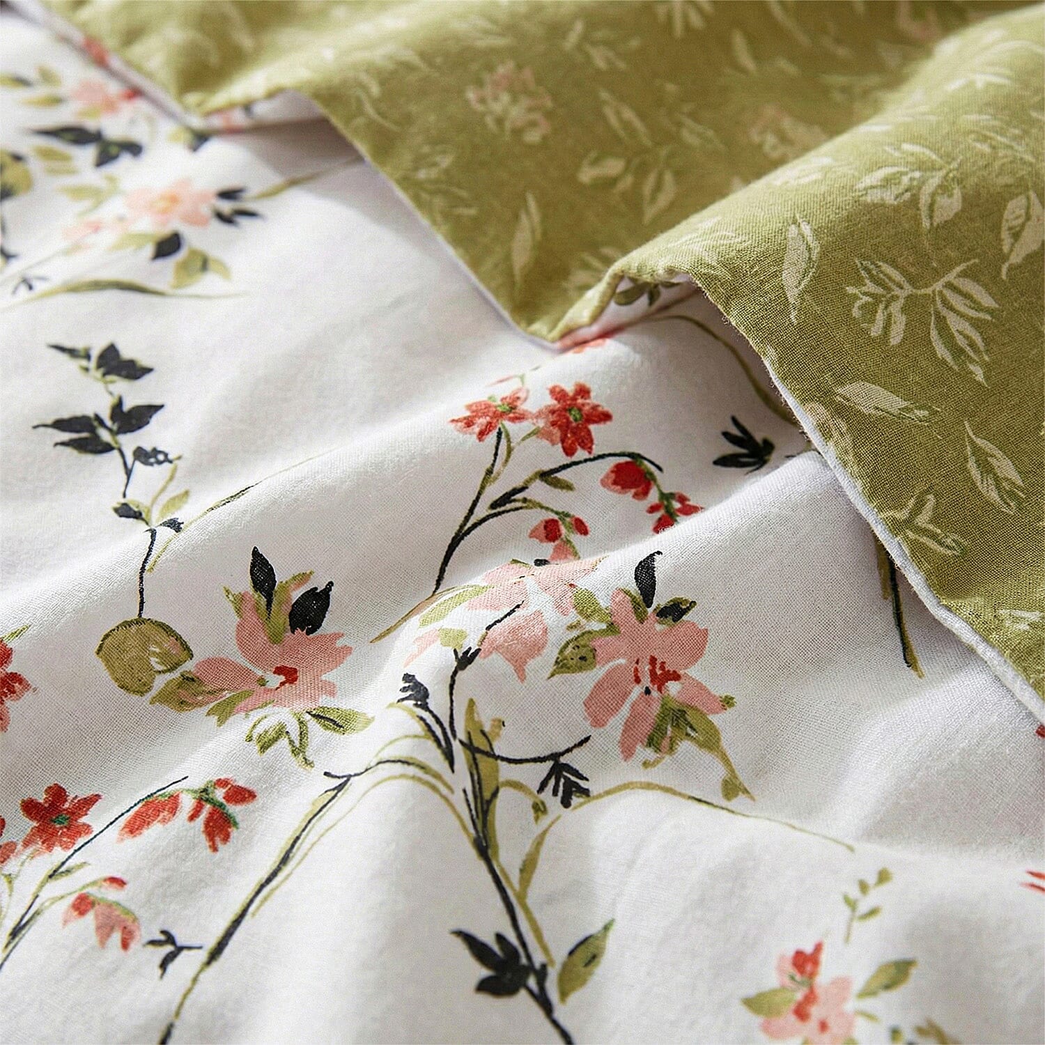 LIVMORE Set of 4 Floral Print Reversible Duvet Cover Set (Double) - White 8313701 3