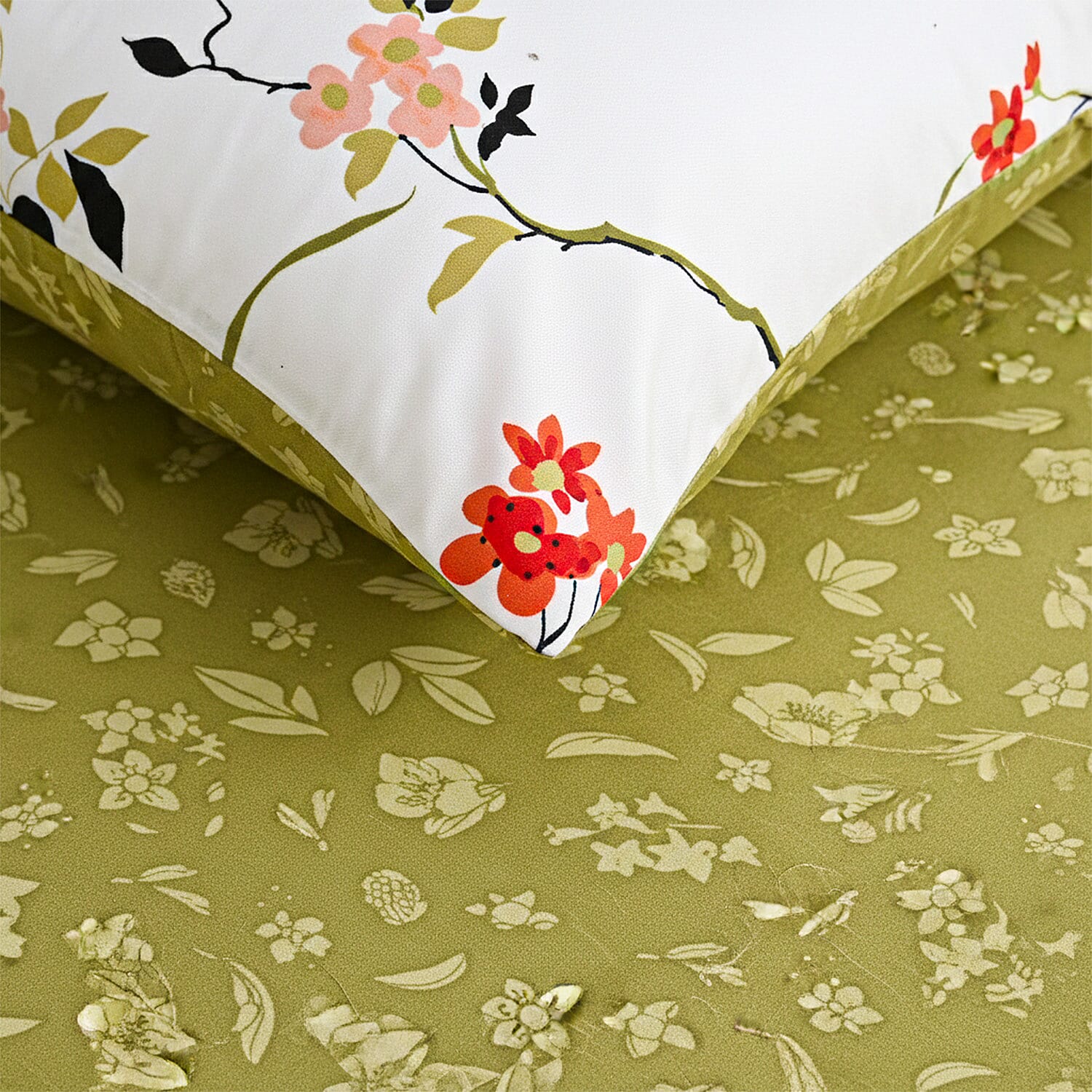 LIVMORE Set of 4 Floral Print Reversible Duvet Cover Set (Double) - White 8313701 4