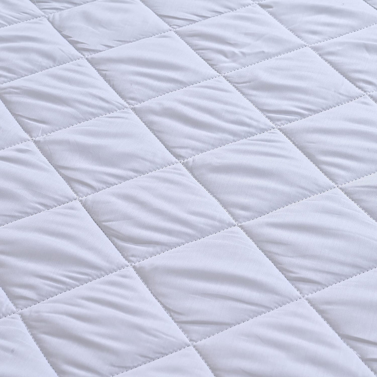 LIVMORE Premium Quilted Tencel 100% Waterproof Mattress Protector (135 x 190cm) Double - White 8322577 4