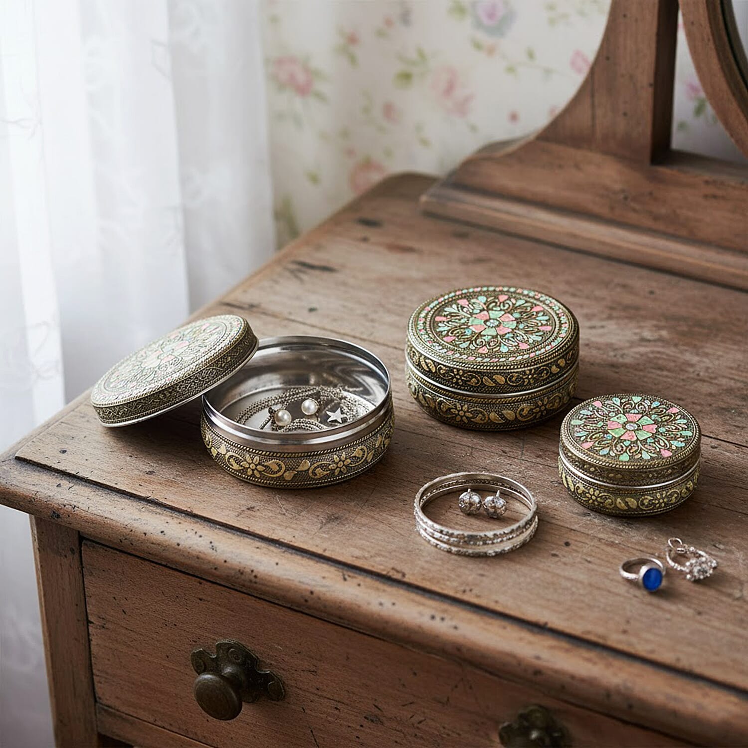 LIVMORE Set of 3: Handcrafted Mandala Oxidised Collectable Tins (8cm to 11cm) - Gold &amp; Silver. 8326631 2