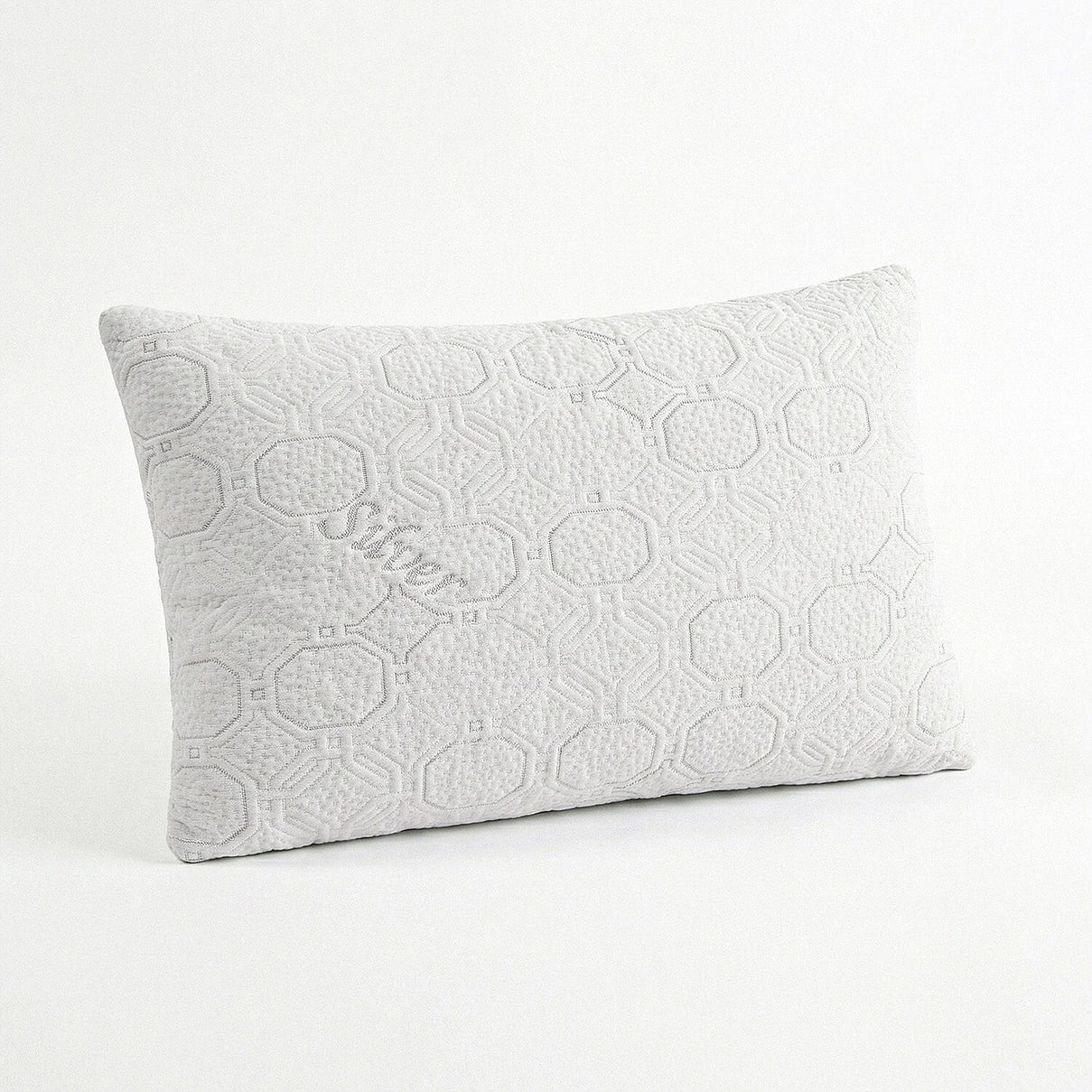 LIVMORE Silver-Infused Jacquard Waterproof Pillow Protector (50 x 75cm) - White 8322493 0