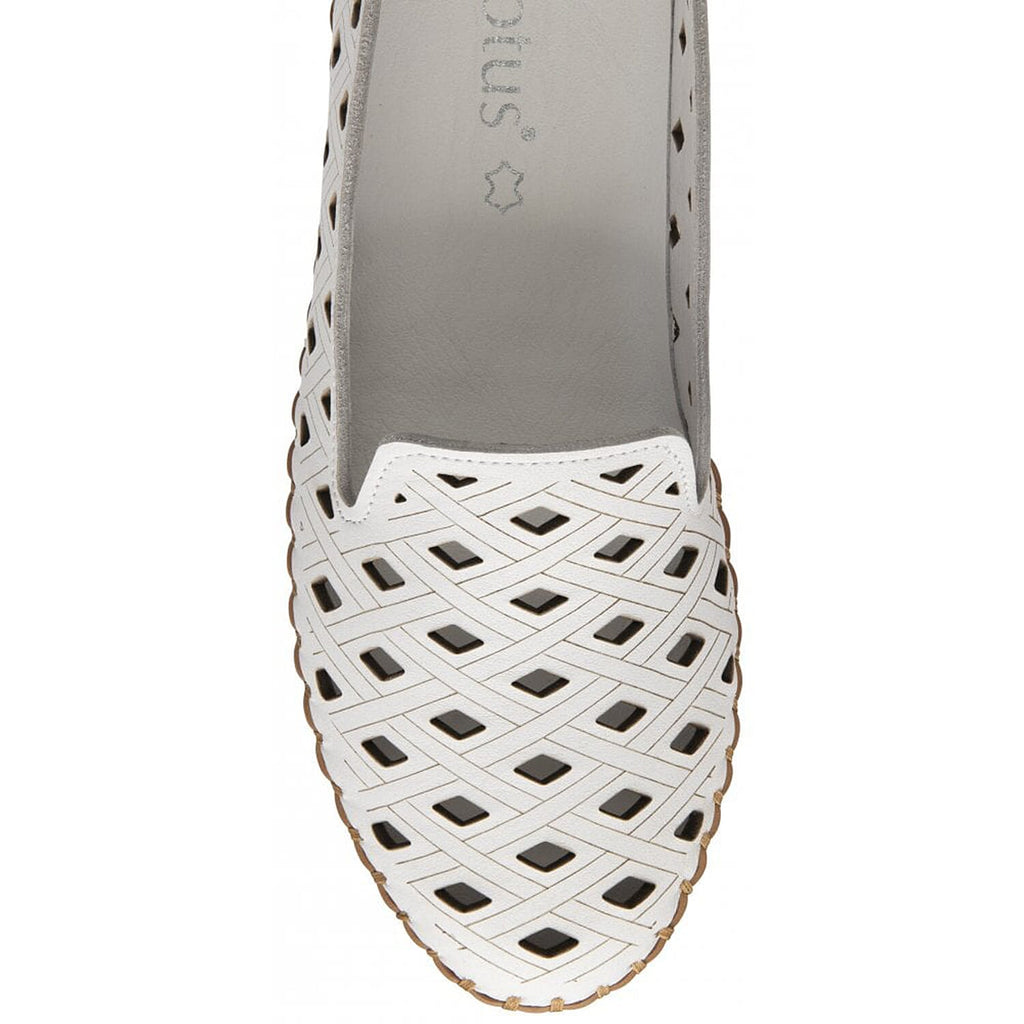LOTUS Leather Karson Slip-On Shoes (Size 3) - White