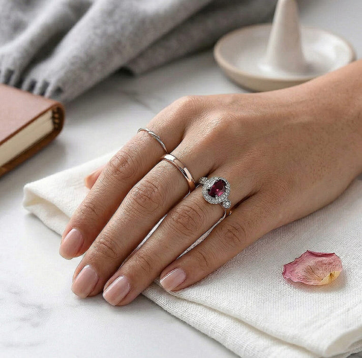 Certified &amp; Appraised LUXORO 1.68 Ct. AAA Radiant Ember Garnet, White Diamond Halo Ring in 10K Yellow Gold 8222662 2