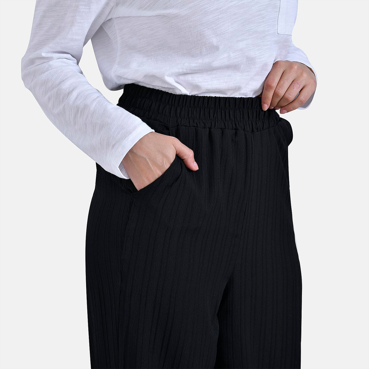 La Marey Casual Wide-Leg Trousers with Elastic Waist V32651969 5