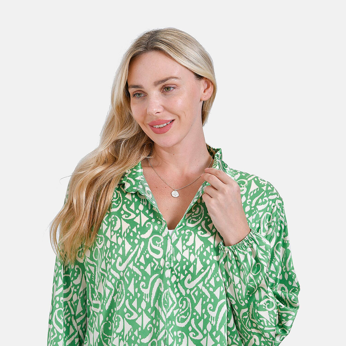 La Marey Elegant Long Sleeve V-Neck Shirt (Size - S/M) - Green V32520926 5