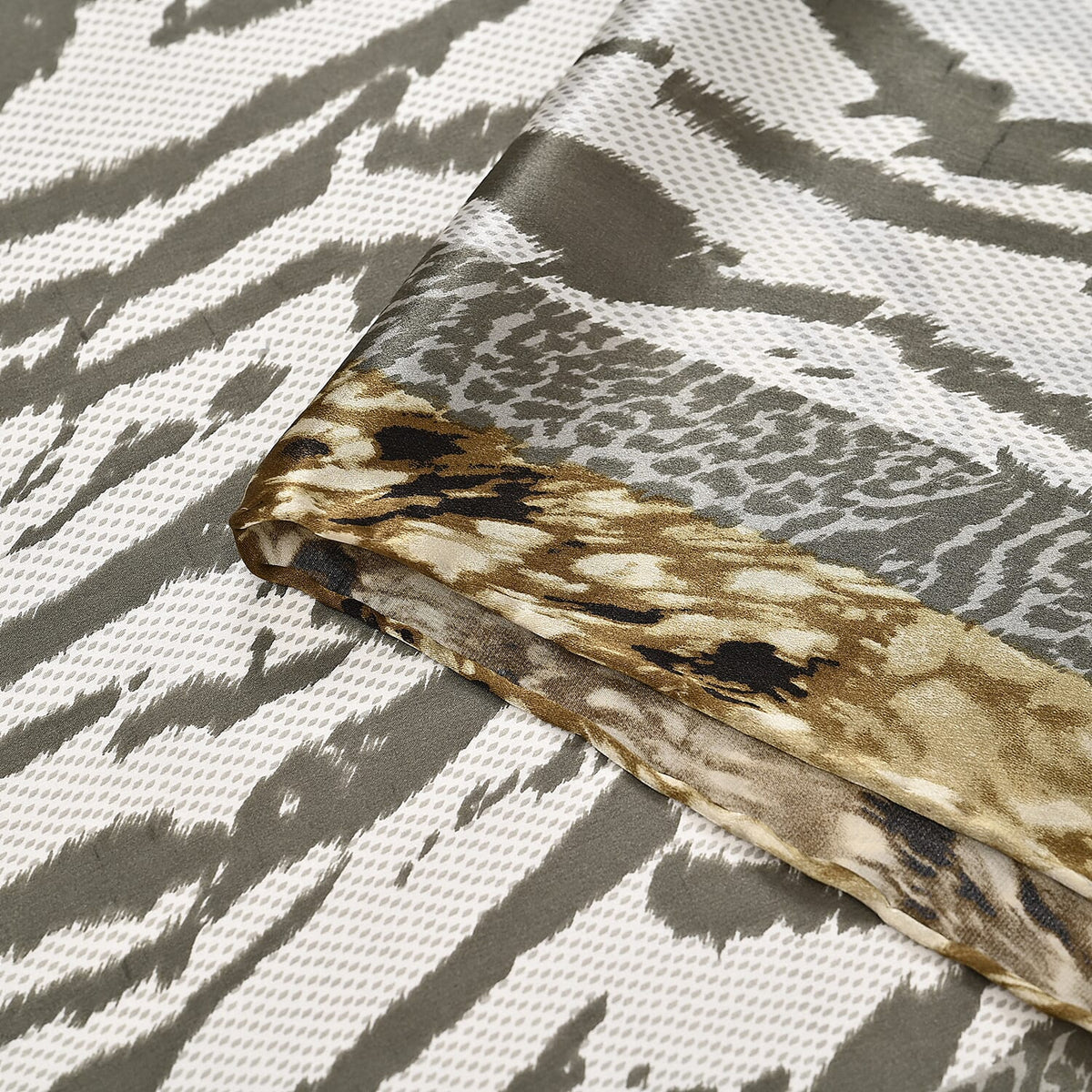 La Marey Pure Mulberry Silk Printed Scarf 7834248 7