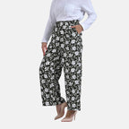 La Marey Casual Black Wide-Leg Pants with White Floral Print & Elastic Waist (Size 12 to 14)