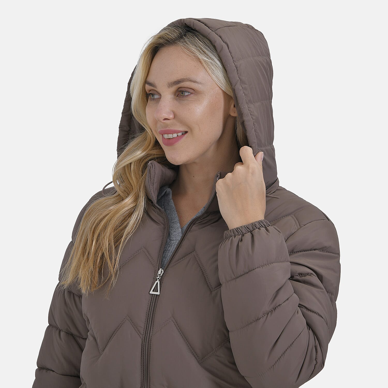 La Marey Short Lightning-Patterned Quilted Jacket with Hood 7858888 6