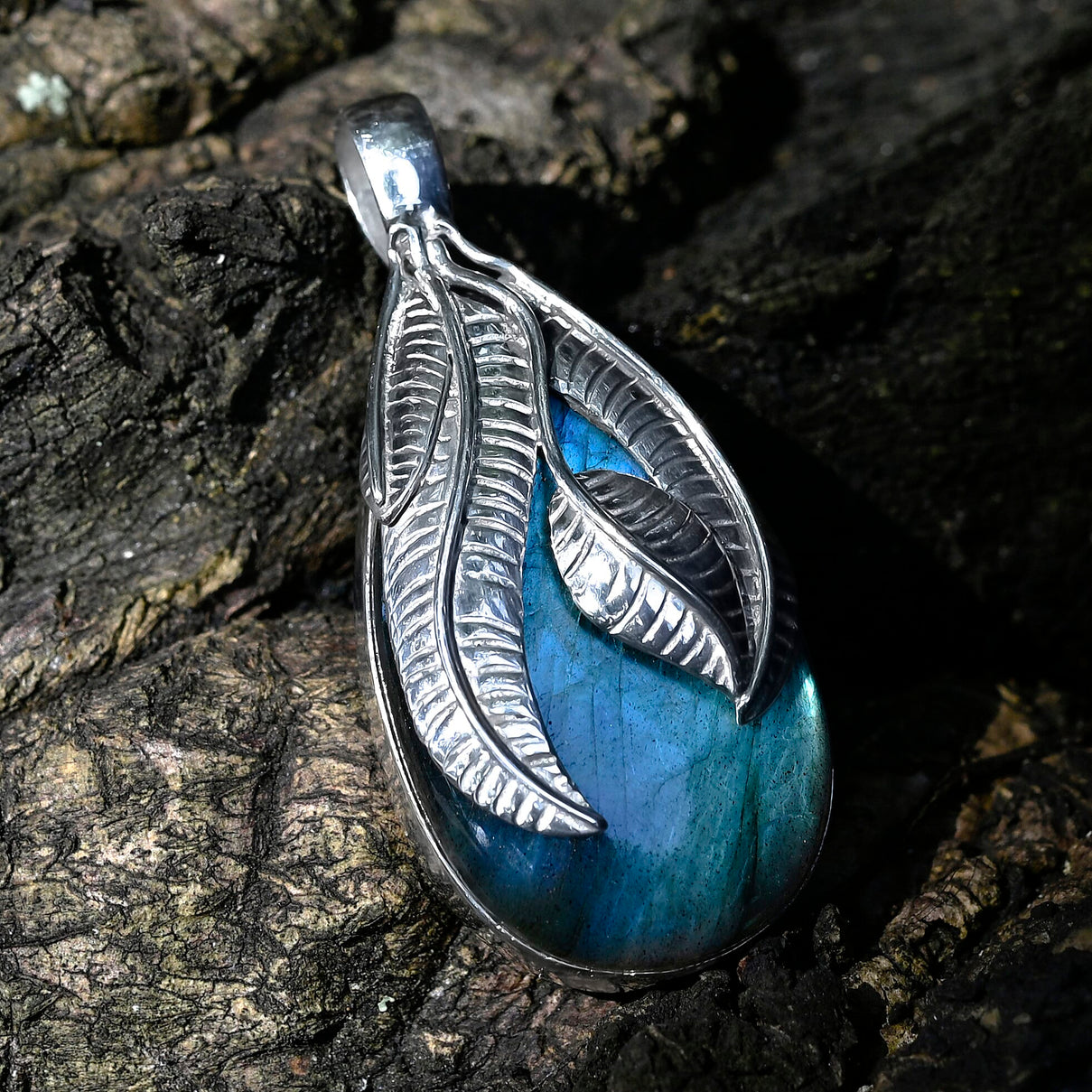 Labradorite Pendant Sterling Silver 37.00 Ct, Silver Wt. 12.26 Gms. 8216650 1
