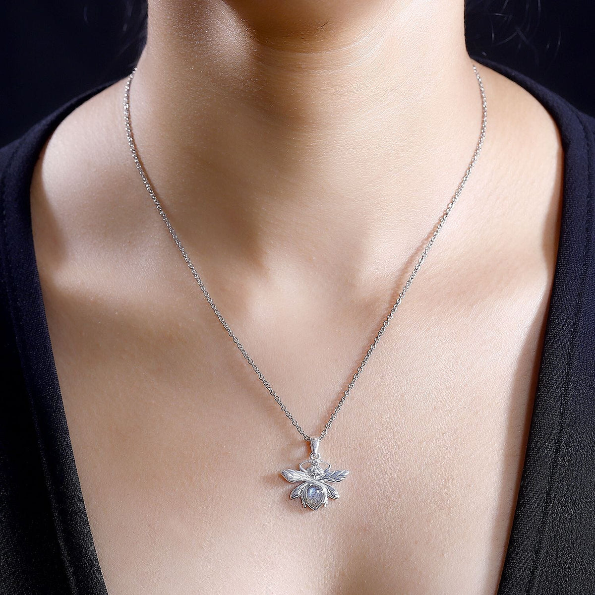 Labradorite Dragon Fly Solitaire Sterling Silver Pendant with Chain (Size 20) 4291082 2
