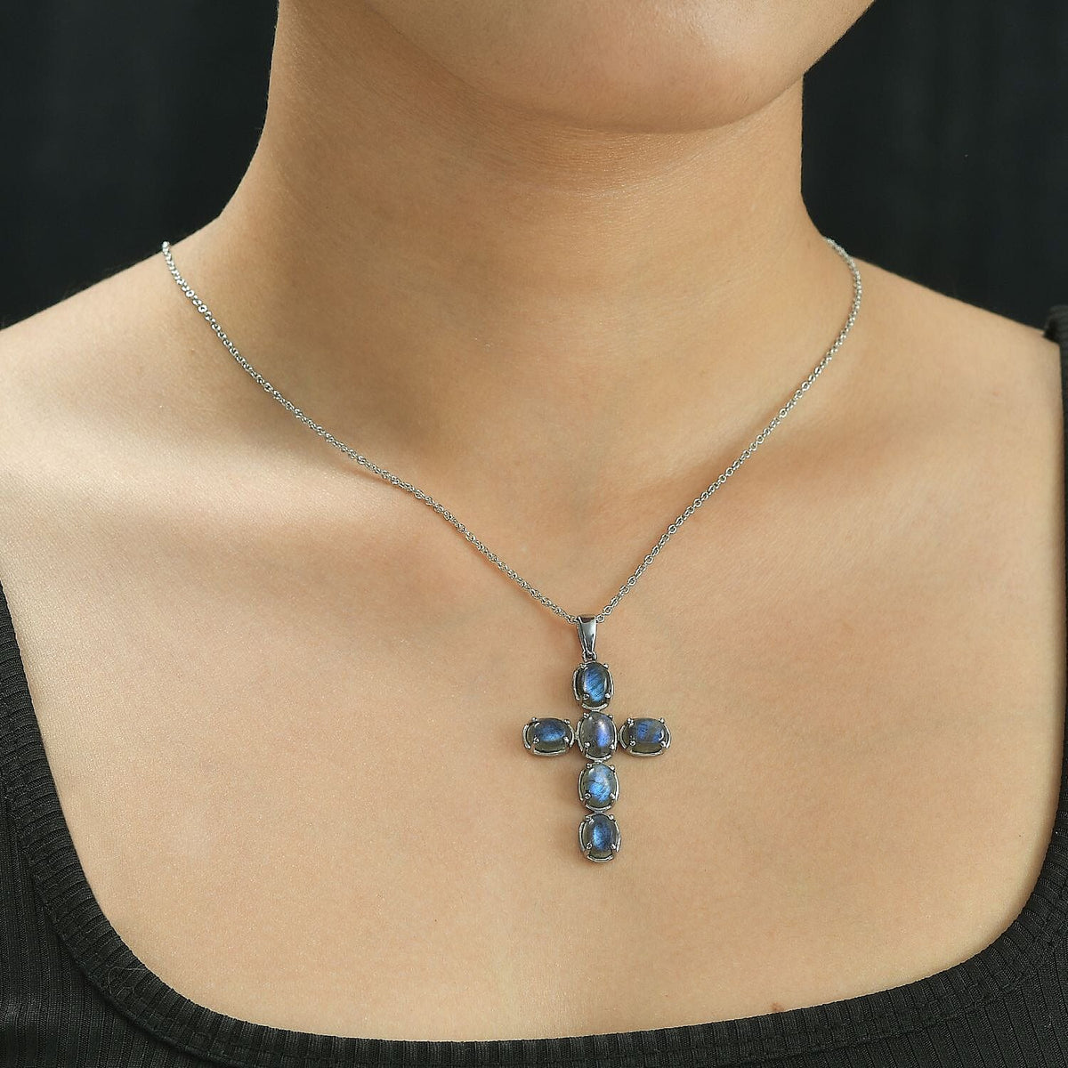Labradorite Pendant with Chain (Size - 20) 4331088 3