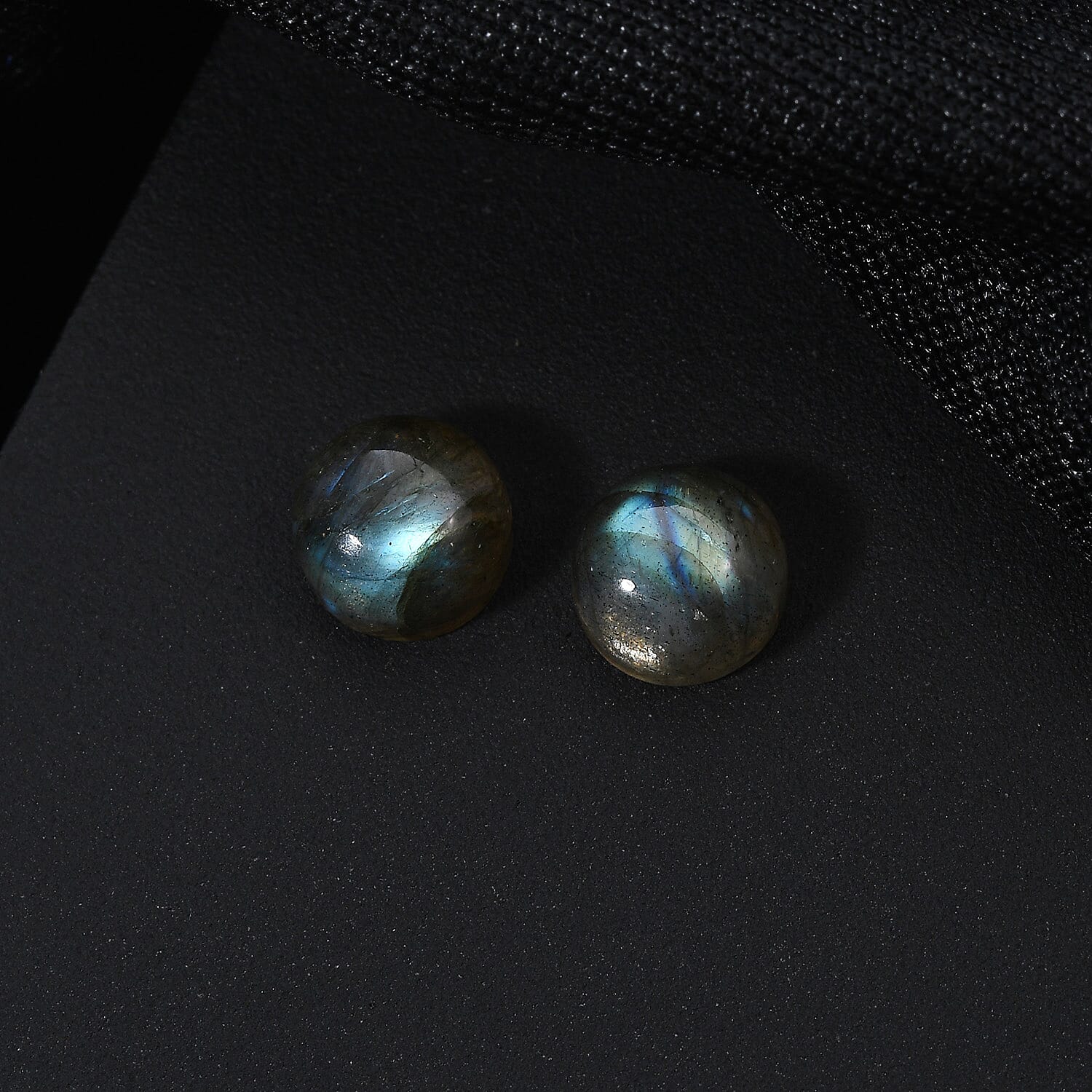 Set of 2 Labradorite Loose Gemstones in Round Shape (8.0mm) 7763320 1