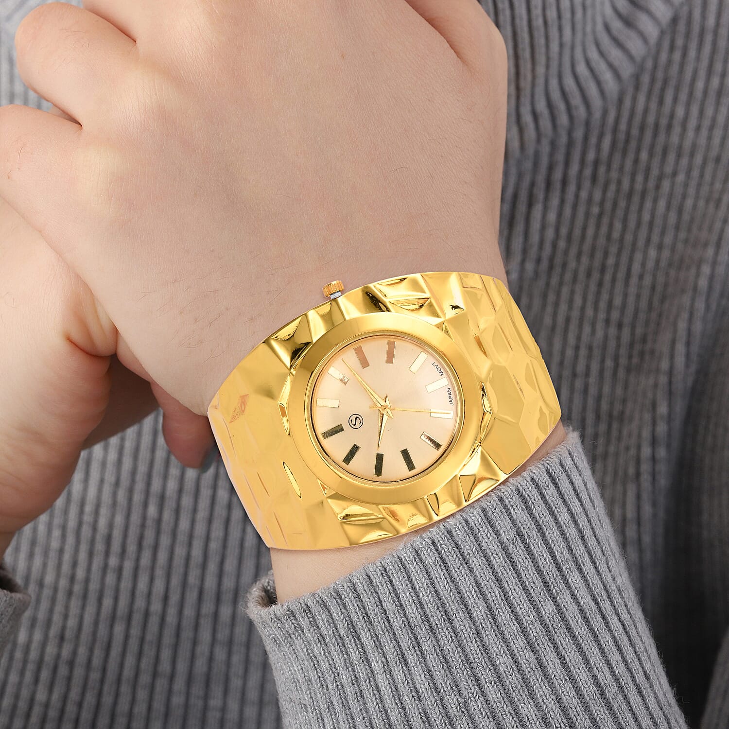 STRADA Bangle Ladies Watch in Gold Finish Stainless Steel 7511904 2