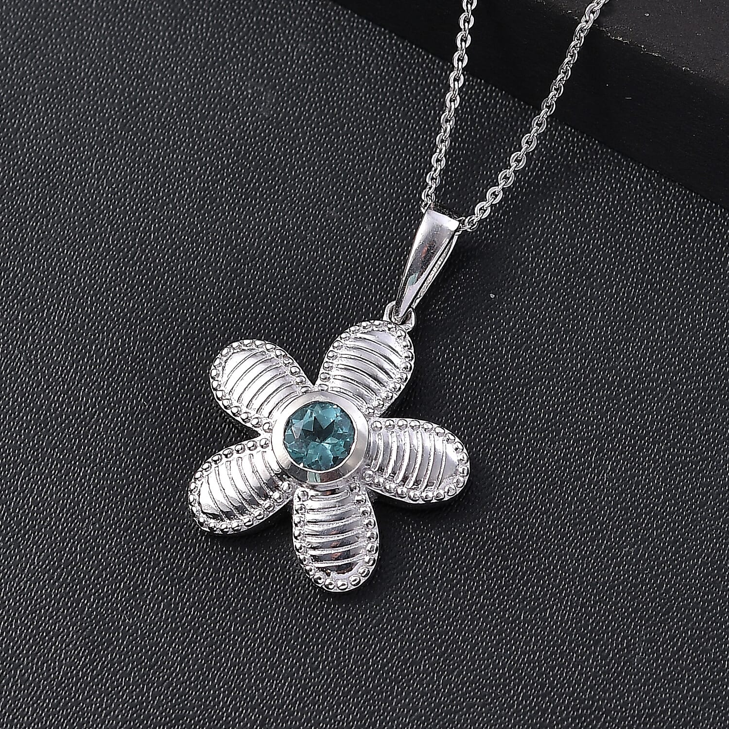 Lagoon Apatite Pendant with Chain (Size - 20) in Rhodium Overlay Sterling Silver 4323761 3