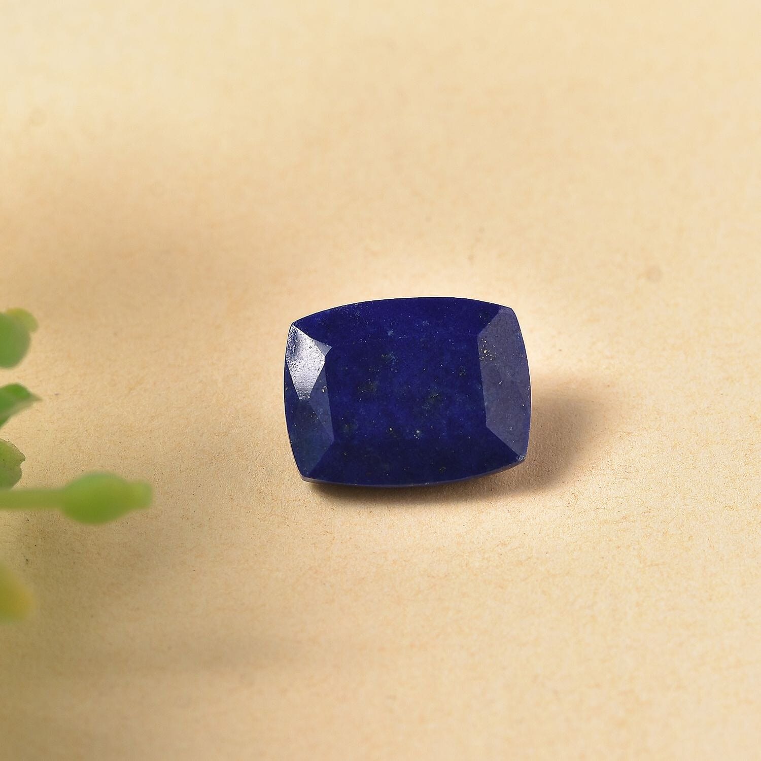 A Lapis Lazuli Loose Gemstone in Cushion Shape (9x7mm) 1.58 ct. 8025626 1