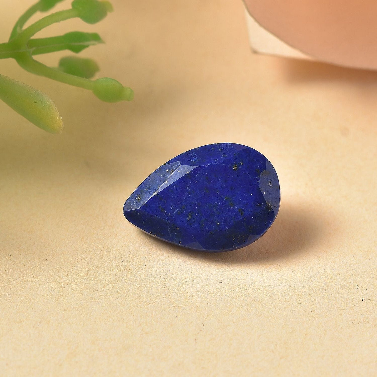 A Lapis Lazuli Loose Gemstone in Pear Shape (12x8mm) 2.26 ct. 8025627 1
