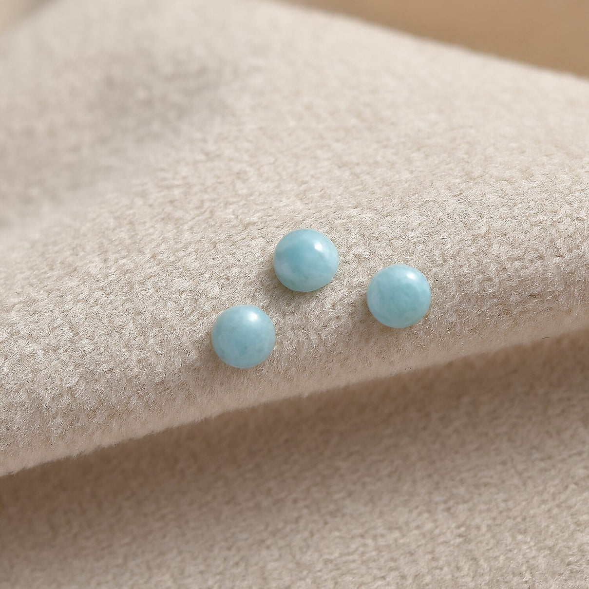 Set of 3 Larimar Loose Gemstones in Round Shape (4mm) 7827339 2