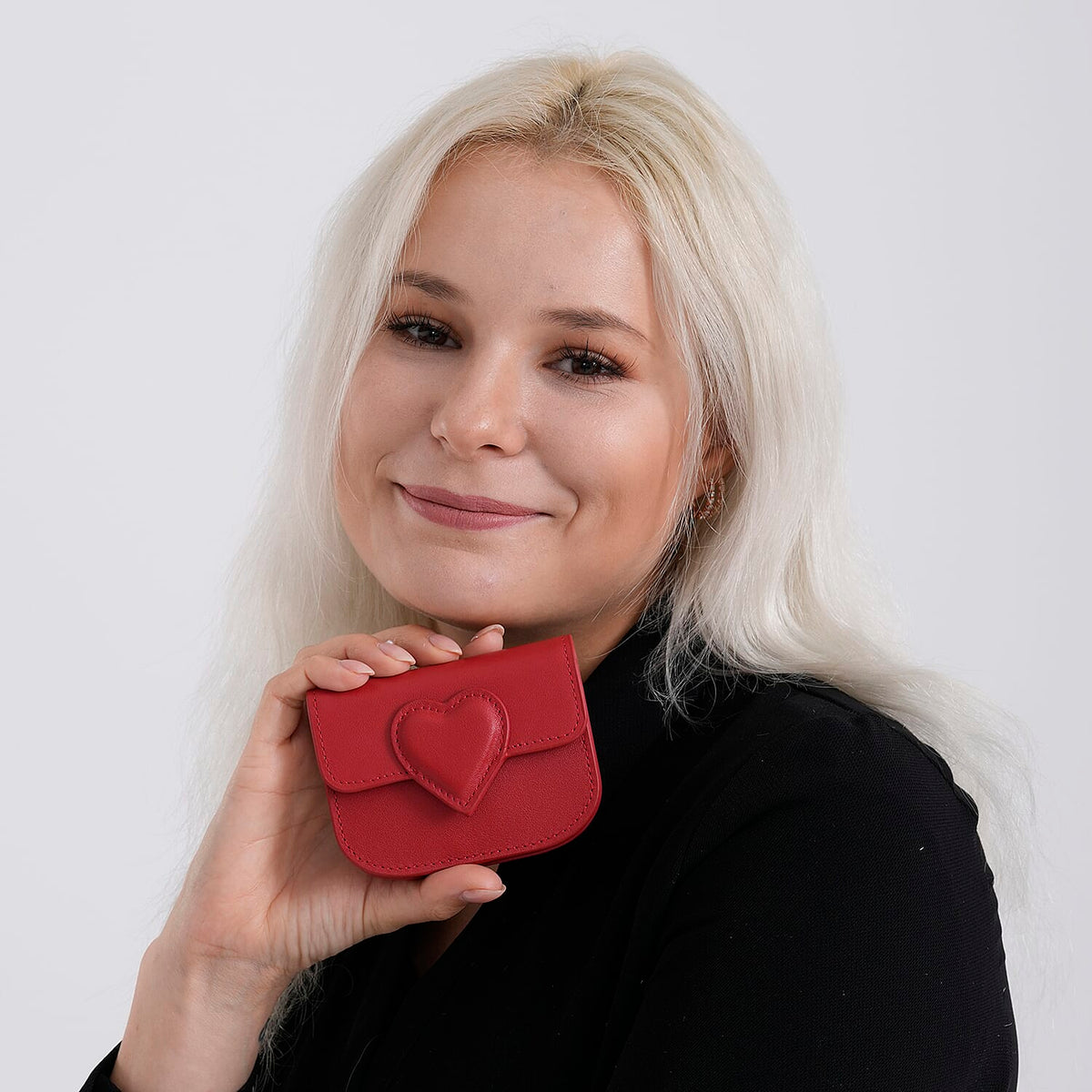 Designer Inspired Genuine Leather Heart Detail Mini Wallet - Red V32513539 3