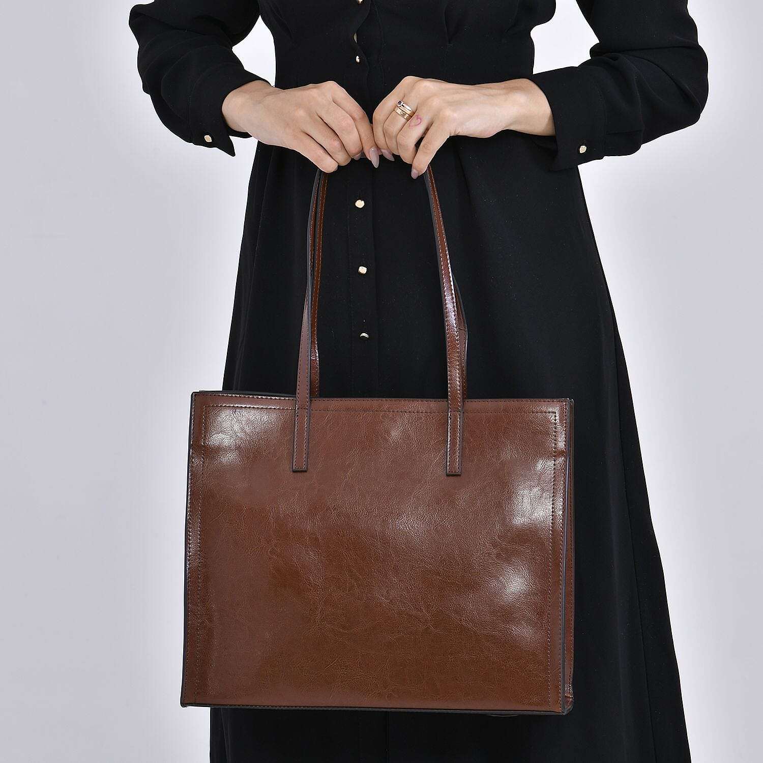 Biggest Designer CloseOut Deal-100% Genuine Leather Sumptuous Bag in Tan Colour 7622982 2