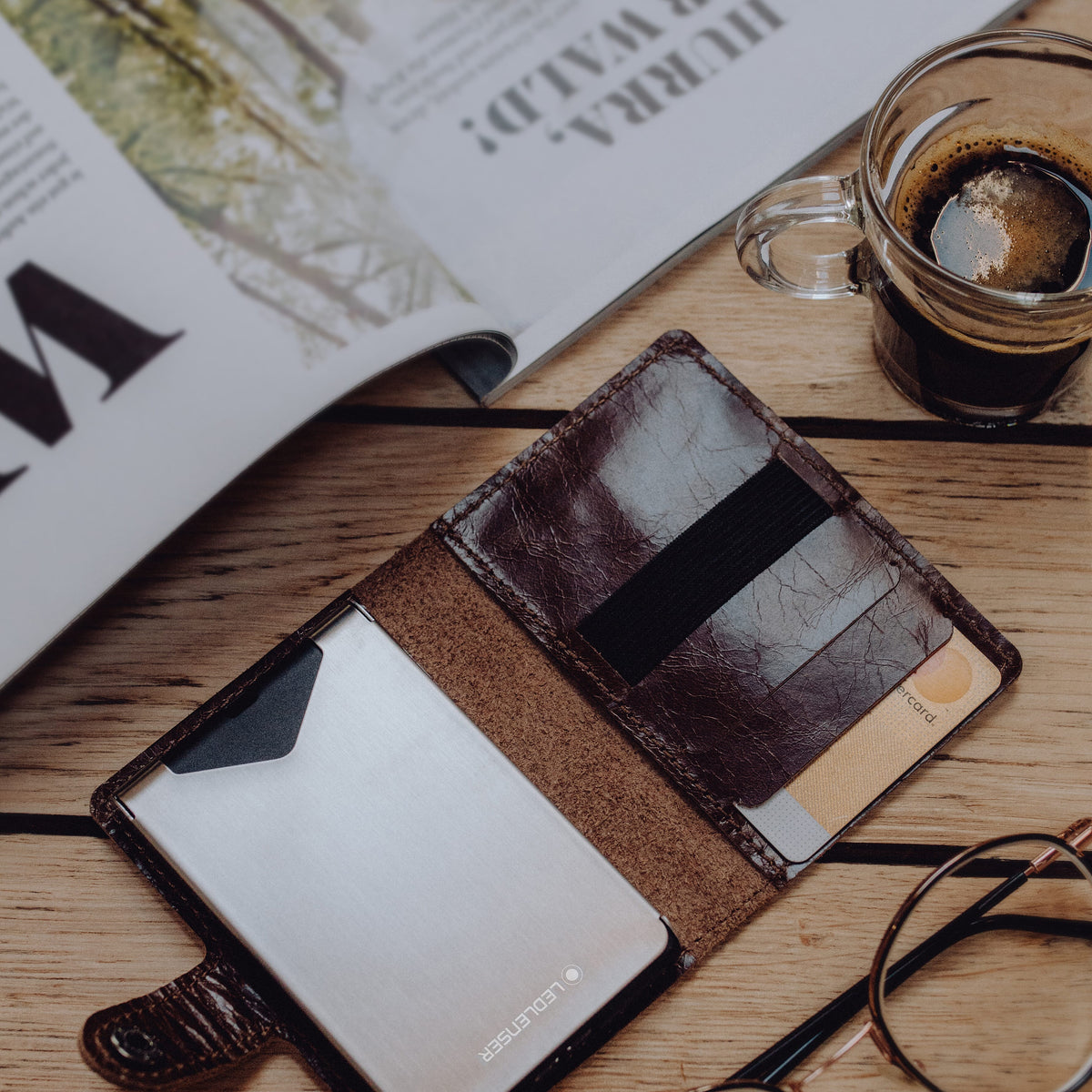 Ledlenser Lite Genuine Leather Wallet, Wireless Charging, Secure Card Holder, Flashlight With RFID Protection - Brown 7962888 2