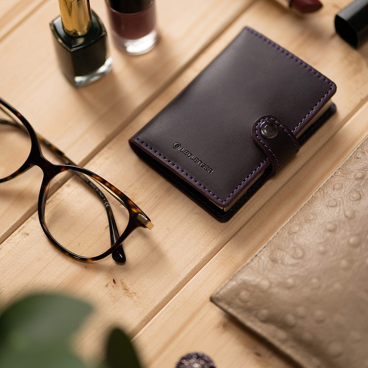 Ledlenser Lite Genuine Leather Wallet, Secure Card Holder, Flashlight With RFID Protection - Wine 7962886 5