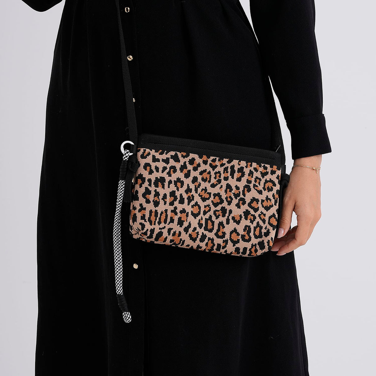 Designer-Inspired Leopard Print Crossbody Bag 8415373 4