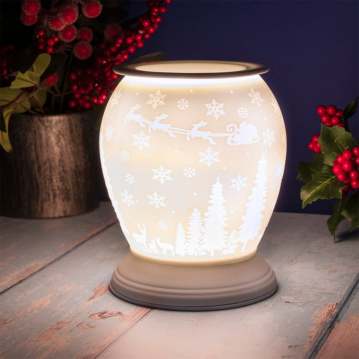Lesser and Pavey Santa Electric Aroma Lamp 6849965 0