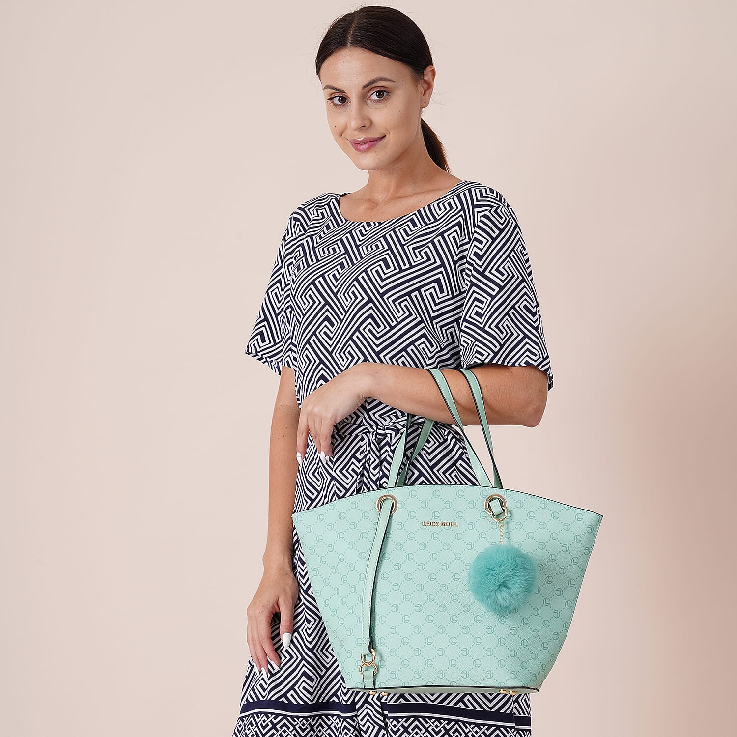 LOCK SOUL Faux Leather Tote Bag - Light Green 6252883 2