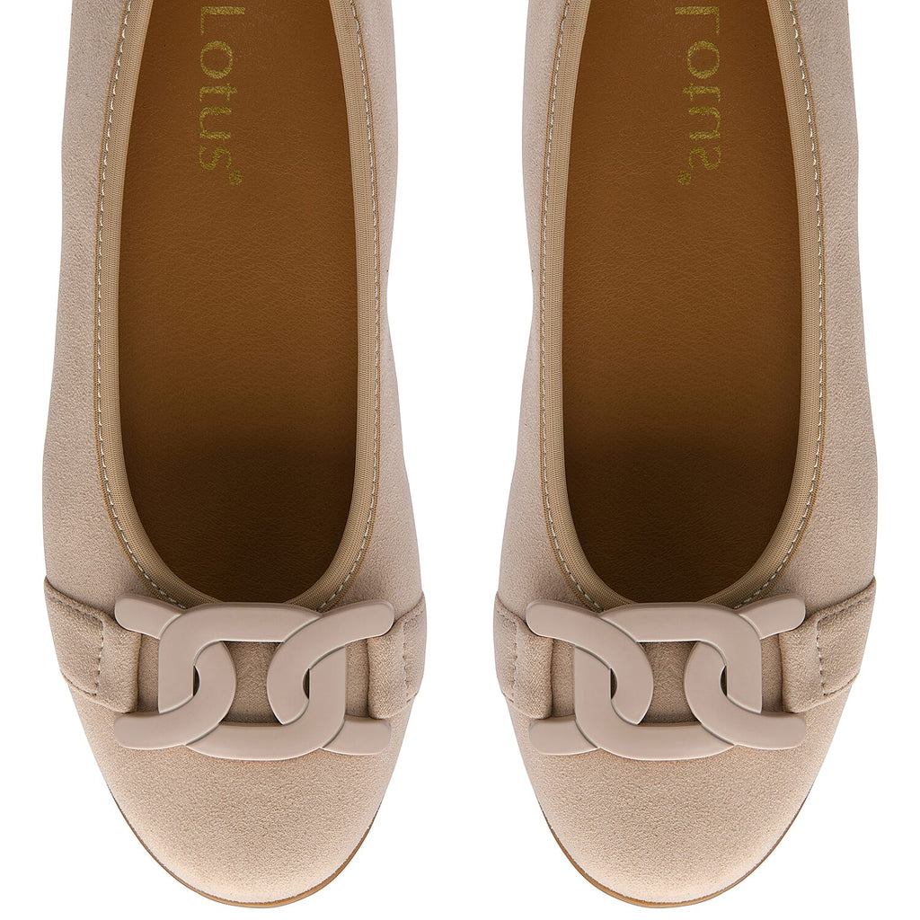 Lotus Ladies Eleni Casual Slip-On Pump With Chain Detail (Size 6) - Natural