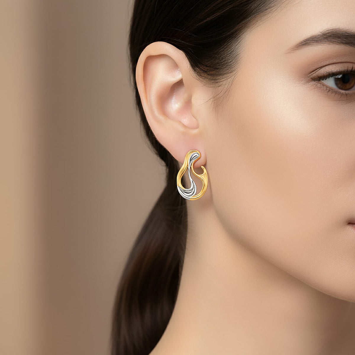 Lucy Q-Flame Collection Sterling Silver Sculptural Earring with Push Back in Two Tone Plated, Silver Wt. 6.00 Gms. 8275036 3