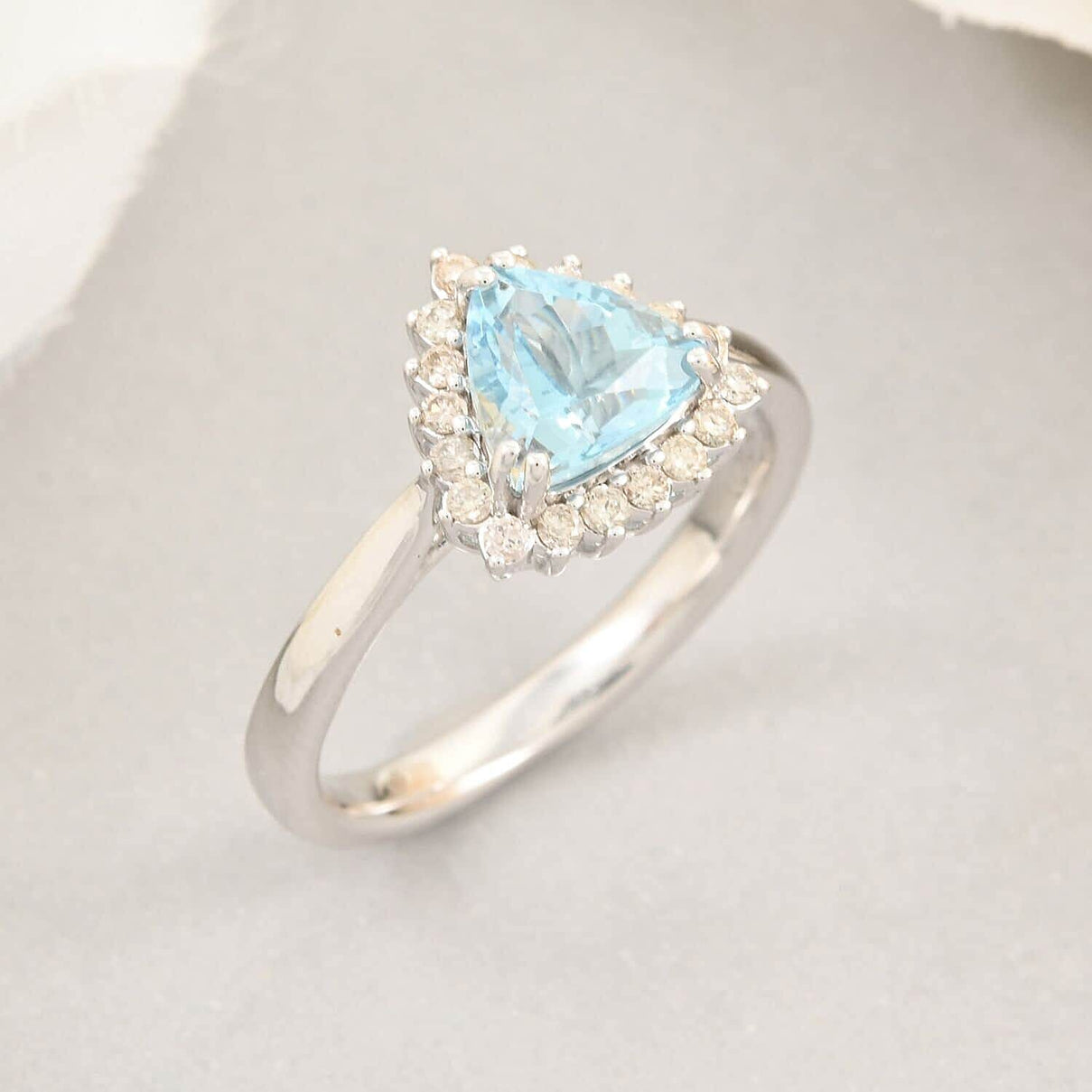 Luxoro 10K White Gold AAA Santamaria Aquamarine, White Diamond I2 Halo Ring 1.20 ct 7989292 1